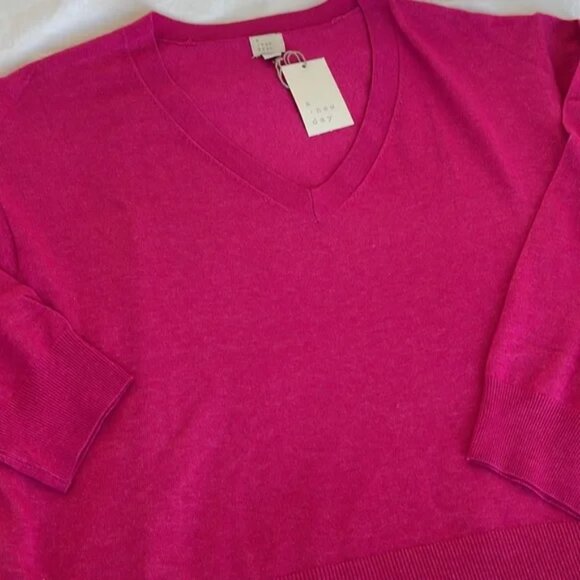 A New Day | NWTs Women’s Gauge V-Neck Raspberry Pink Sweater Sz L - Picture 4 of 9